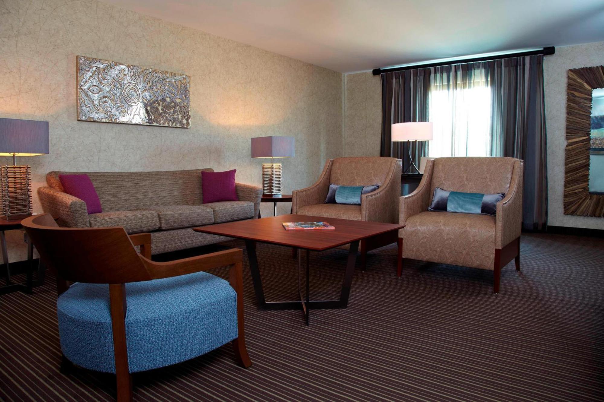 Courtyard By Marriott Buffalo Amherst/University Εξωτερικό φωτογραφία
