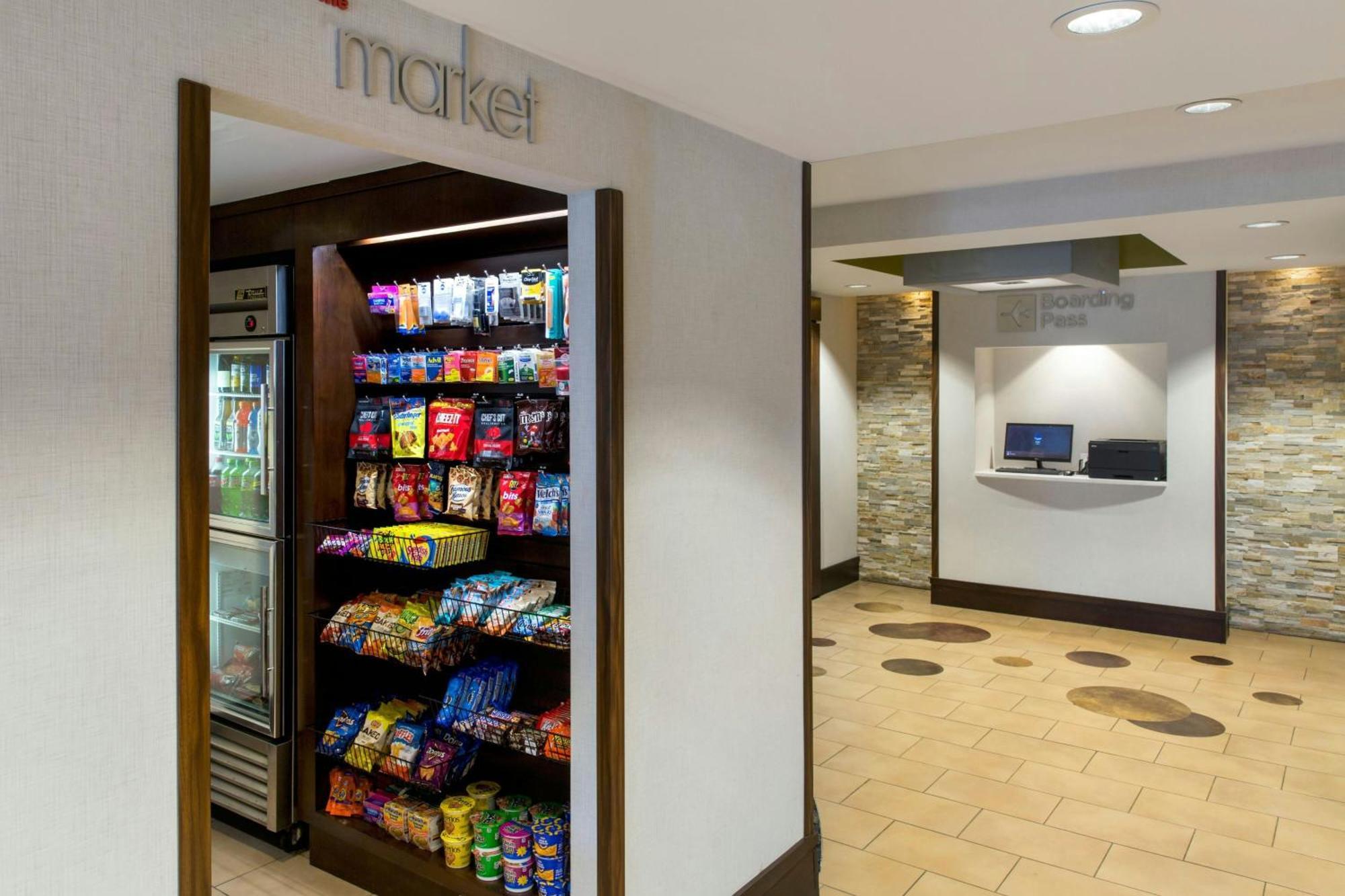 Courtyard By Marriott Buffalo Amherst/University Εξωτερικό φωτογραφία
